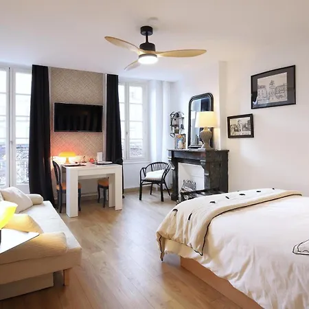 Appartement Hyper Centre Avec Balcon Clermont-Ferrand Extérieur photo